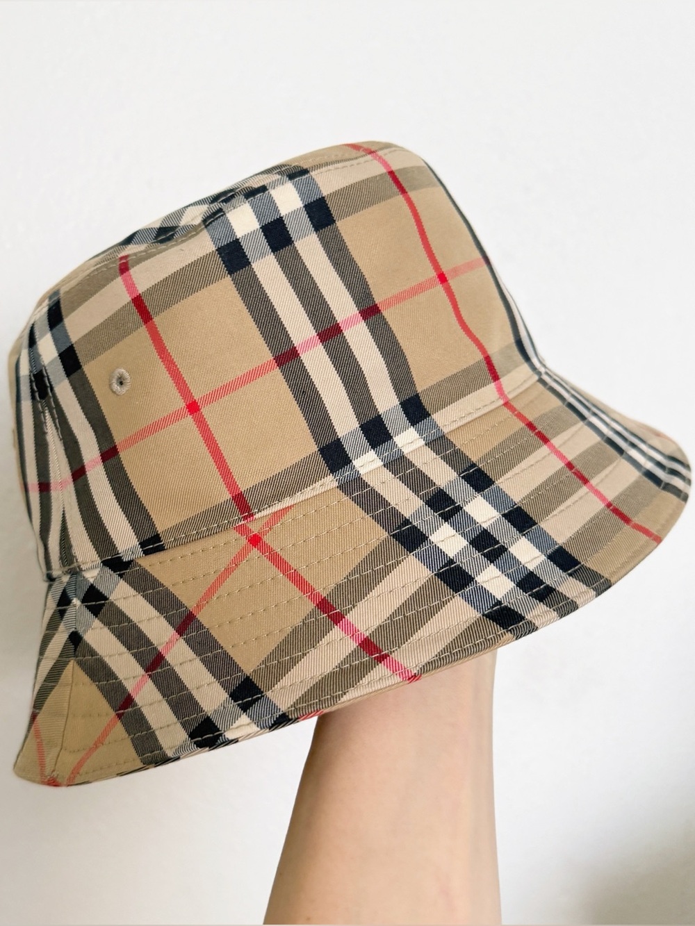 Burberry Vintage Check Cotton Bucket Hat Beige Nova Check Size M